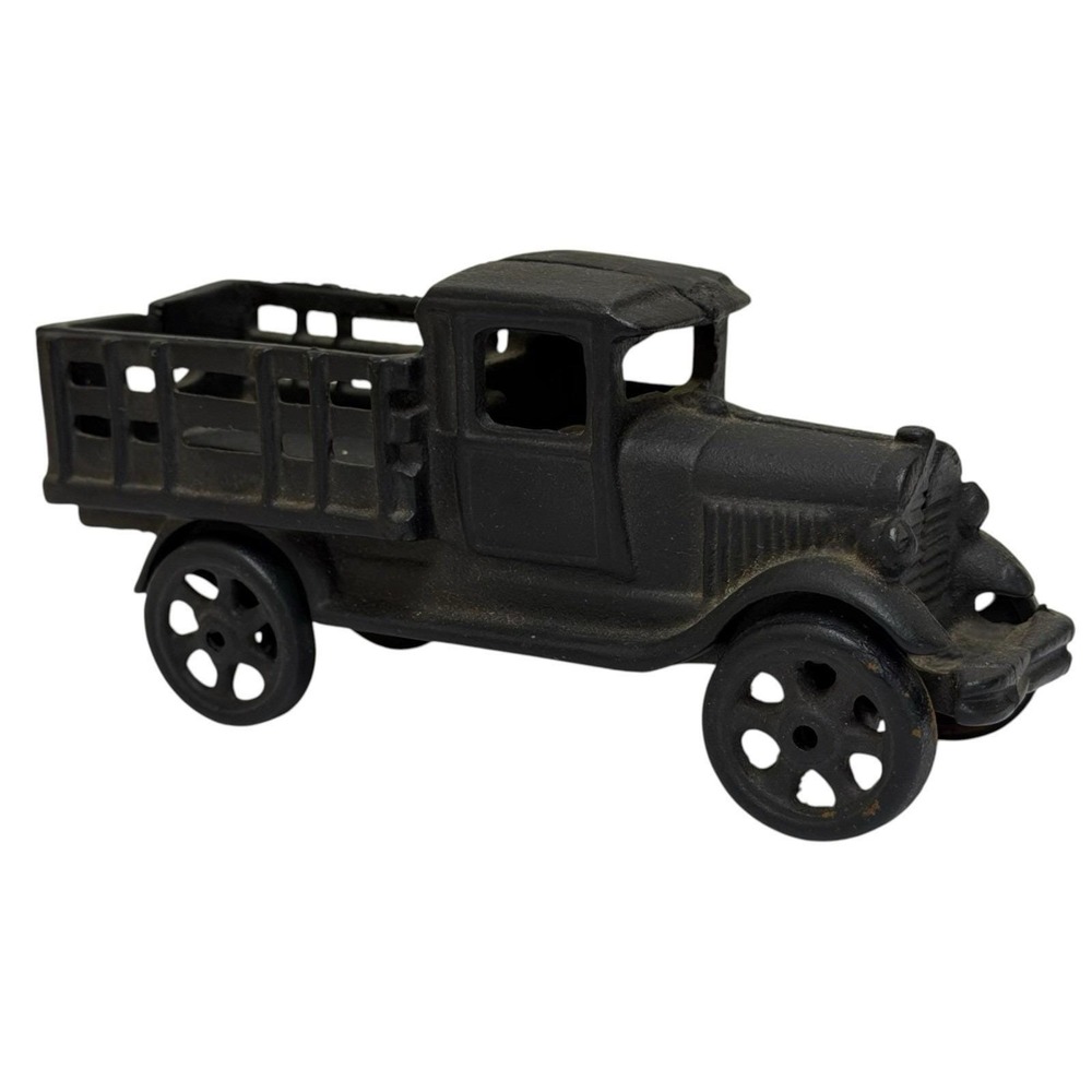Vintage Cast Iron Toy Truck Farm Ford Model A T Stake Bed Vehicle Black 7"